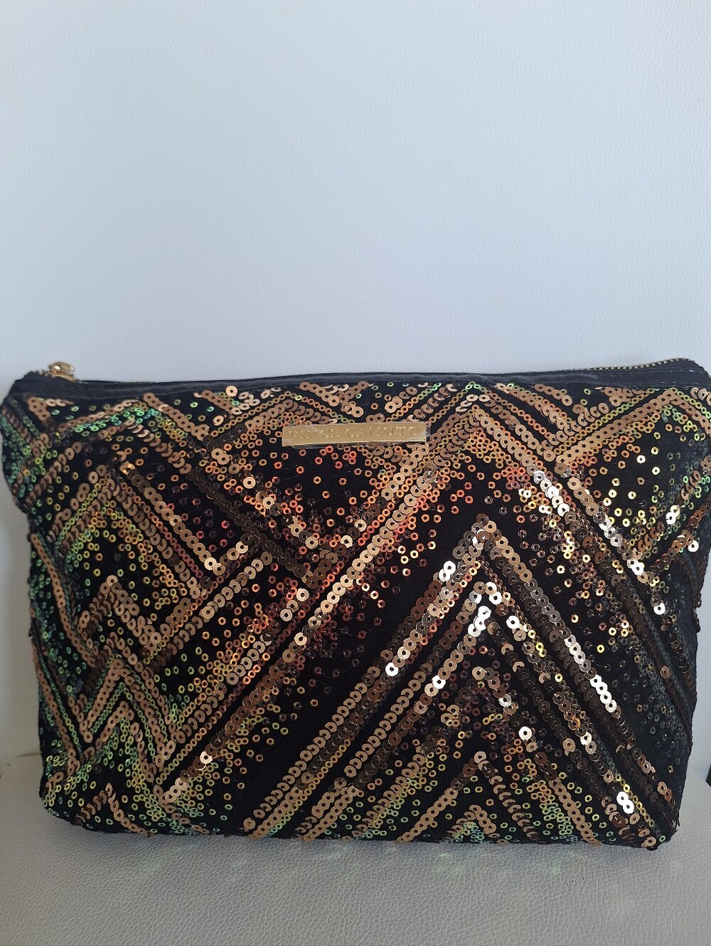 Vince Camuto Glitter Sequins Large Zip Clutch NWOT
